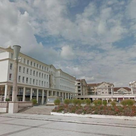Cosy flat Bussy-Saint-Georges Exterior foto